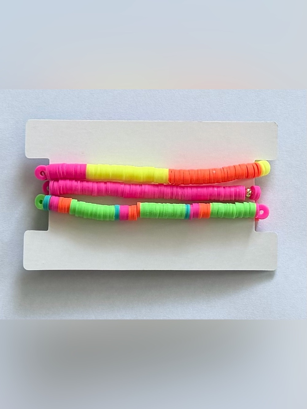 New Lilly Pulitzer colorful clay bead and letter charm bracelet set - Picture 2 of 2